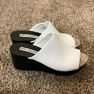 karl lagerfield lyric sandal